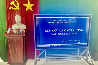 Thực hiện kế hoạch số 02-KH/HĐĐ ngày 25 tháng 11 năm 2025 của Hội đồng Đội tỉnh Quảng Ngãi, về việc tổ chức Giải cờ vua thiếu nhi tỉnh Quảng Ngãi năm học 2025-2026 tiến tới tham gia Giải cờ vua thiếu nhi Việt Nam năm học 2025-2026, sáng nay ngày 30 tháng 11 năm 2025, Trường Tiểu học số 1 Bình Châu tổ chức Giải cờ vua cấp trường năm học 2025-2026.